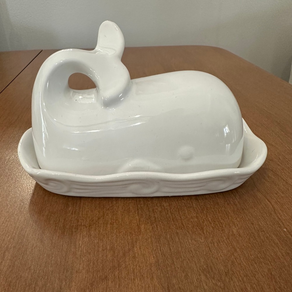 Port Philip Shore Line White Ceramic Whale Butter Dish Nautical Coastal Decor - Picture 3 of 5